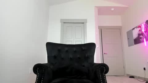 Snapshot of queenb2626 chatting on 01.07.25 Queen Blaire online show from 01.07.25