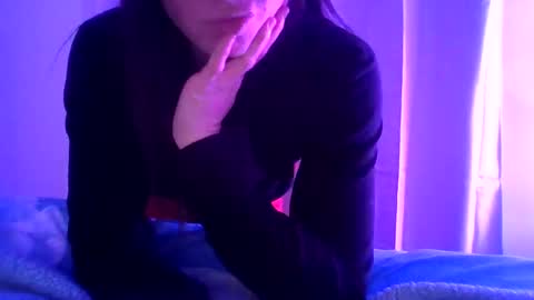 queenbee6269 online show from 12.31.24