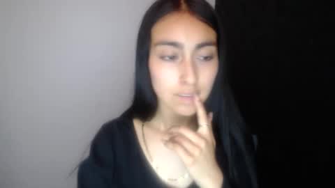 Snapshot of queenbyte_18 chatting on 12.01.25 queenbyte_18 online show from 12.01.25