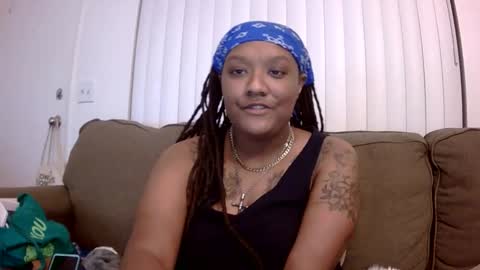 Queen Chief online show from 01.15.26