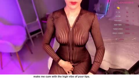 Snapshot of queendominationxx chatting on 02.26.25 Miss Anfisa online show from 02.26.25
