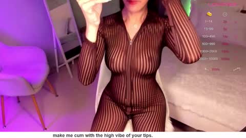 Snapshot of queendominationxx chatting on 03.10.25 Miss Anfisa online show from 03.10.25