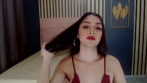 queenemeraldts online show from 01.10.25