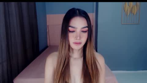 queenemeraldts online show from 11.06.25