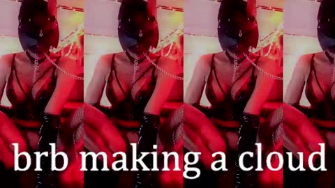 Snapshot of queenfox4u chatting on 02.23.25 LadyAlpa online show from 02.23.25