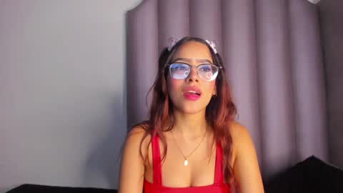 Snapshot of queenie_quinn09 chatting on 09.12.25 queenie_quinn09 online show from 09.12.25
