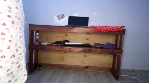 Nina online show from 11.01.25