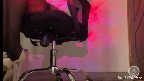 Snapshot of queenmaheliya chatting on 12.14.25 queenmaheliya online show from 12.14.25