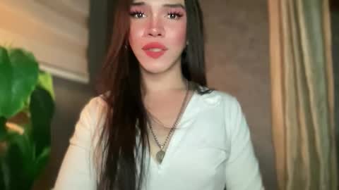 QUEEN online show from 04.17.26