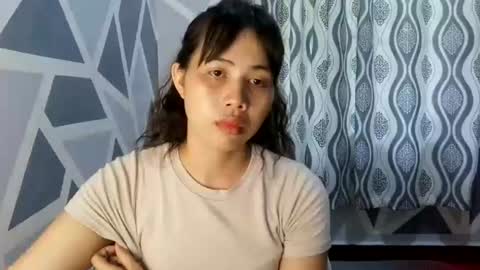 Snapshot of queennbbee chatting on 06.13.26 queennbbee online show from 06.13.26