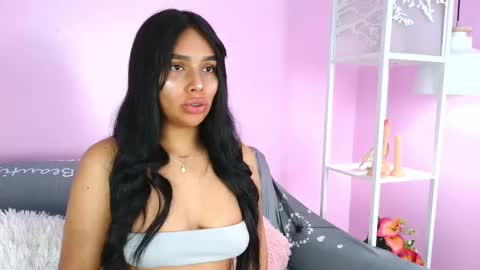 queenofchains online show from 10.16.25