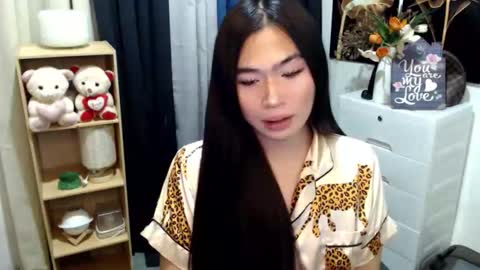 Snapshot of queenofcum169xx chatting on 04.19.26 Mikka online show from 04.19.26