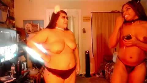 QueenOfHearts online show from 01.27.25