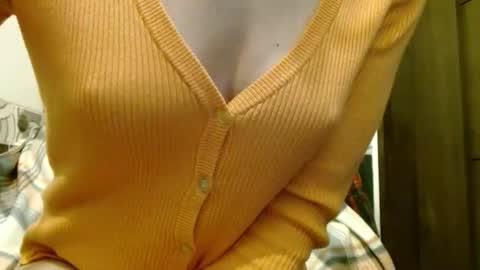 Snapshot of queenoftenderness chatting on 02.26.26 queenoftenderness online show from 02.26.26