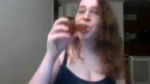 queenofthenights online show from 03.20.26