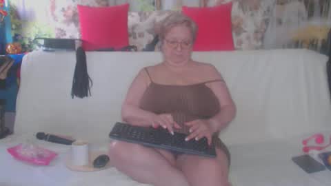 QueenPammy online show from 09.25.25