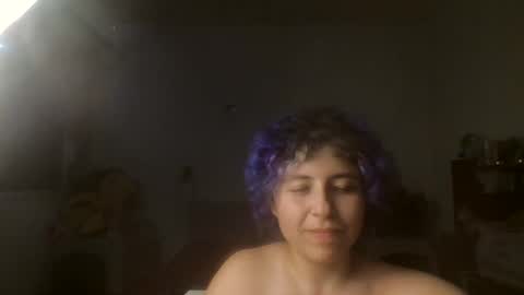 Snapshot of queenrainstar chatting on 11.03.25 QueenRainStar online show from 11.03.25