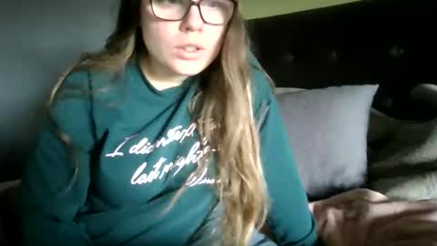 queenstuff online show from 02.10.26