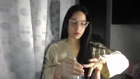 Paola online show from 03.20.26