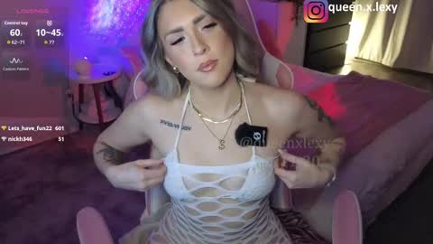 Snapshot of queenx_lexy chatting on 11.20.25 queenx_lexy online show from 11.20.25