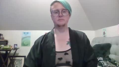 queerlyjaz online show from 09.27.25