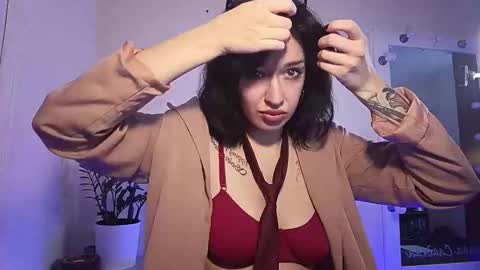 quiet_smile online show from 11.28.25