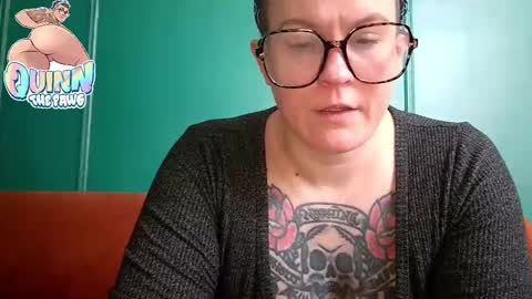 Snapshot of quinnofspades chatting on 11.01.25 quinnofspades online show from 11.01.25