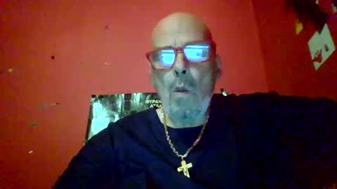 qwertyuiop22348015 online show from 04.18.26