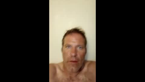 r04233054 online show from 05.05.26