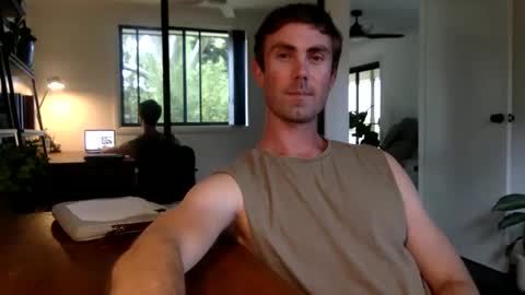 Snapshot of r3ve_ chatting on 01.19.26 T online show from 01.19.26