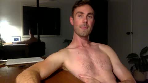 Snapshot of r3ve_ chatting on 02.12.26 T online show from 02.12.26