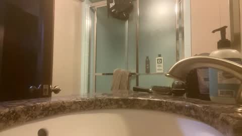 Snapshot of rabbi_poolnoodle chatting on 09.22.25 rabbi_poolnoodle online show from 09.22.25