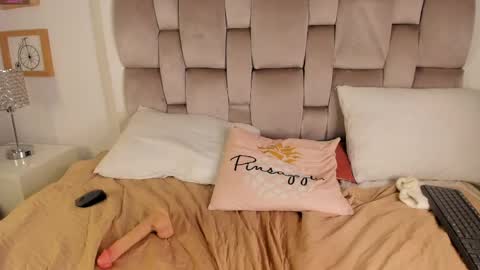 Rachel online show from 04.13.26