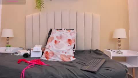 Snapshot of rachel_donnelly chatting on 01.18.26 Rachel Donnelly online show from 01.18.26