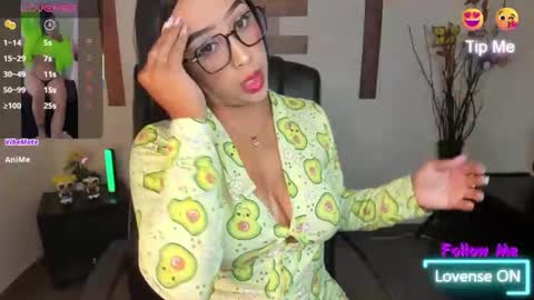 Snapshot of racheladamsxx25 chatting on 10.08.25 Call me rachel online show from 10.08.25