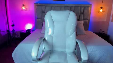 Rachel online show from 09.10.25