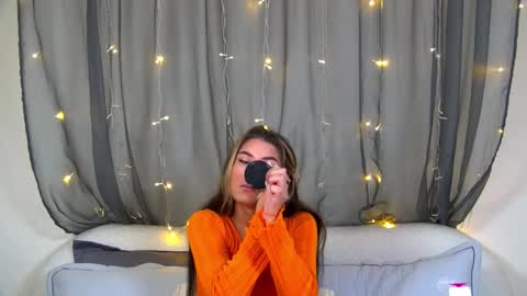 RachellSimpson online show from 11.05.25