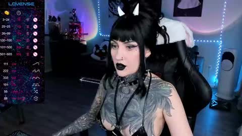  Miko Pleasee help me get 100 likes online show from 02.17.25