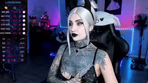  Miko Pleasee help me get 100 likes online show from 11.04.25