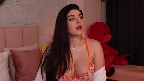 RachelSwaan online show from 01.18.25