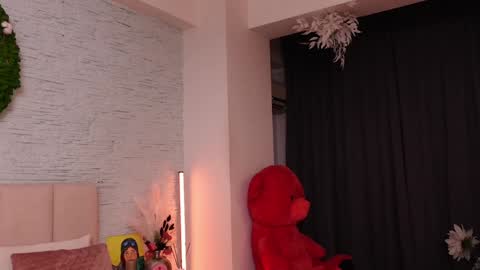 RachelSwaan online show from 01.22.25