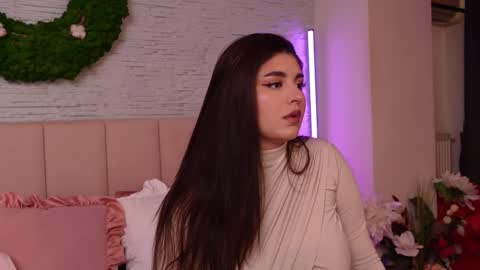 RachelSwaan online show from 09.21.25