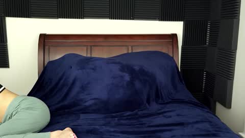 Rachel Price online show from 12.15.25