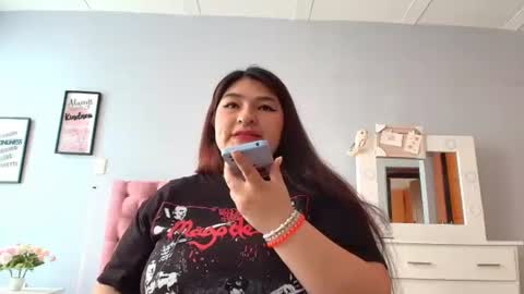 radiantgoddes online show from 01.13.25