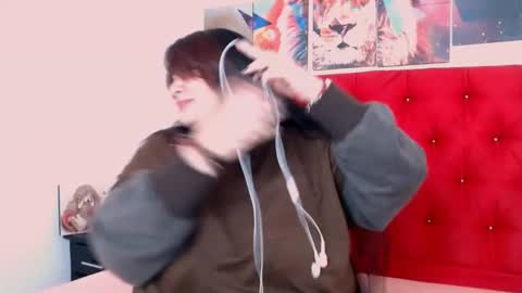 radiantgoddes online show from 11.23.25