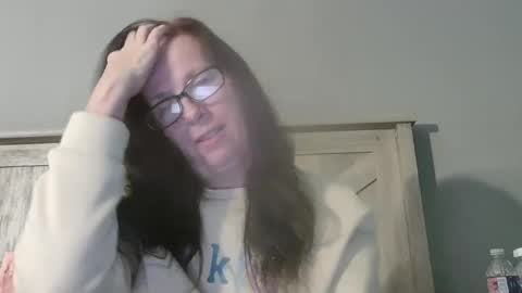 Snapshot of radiantpeachgoddess chatting on 02.17.25 Radiant Peach Goddess online show from 02.17.25