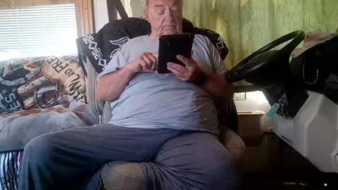 Radioman for fun online show from 04.22.26