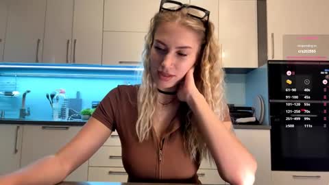 Mila online show from 04.17.26