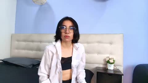 Snapshot of raechel_morgan chatting on 05.12.26 Reachel online show from 05.12.26