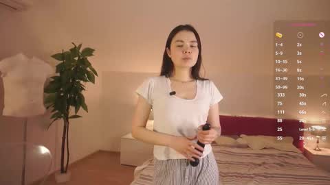 Snapshot of raelenepenaloza chatting on 11.27.25 Amy online show from 11.27.25